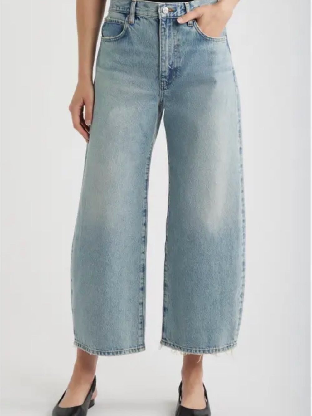 VERO MODA Barrel Jeans 'VMBillie' in Blue Denim 27”x 24”